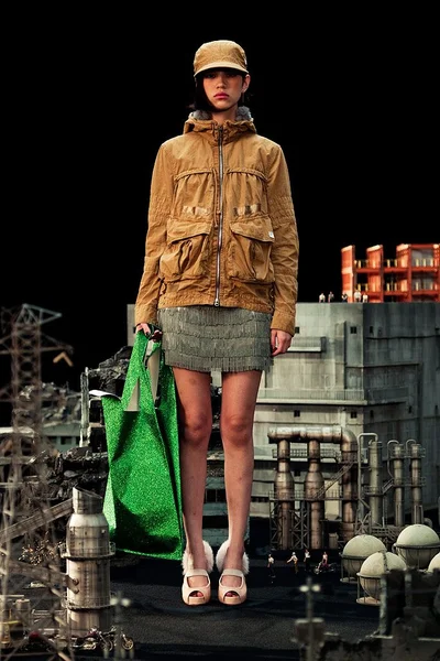 Look 22